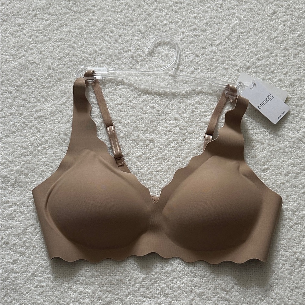 B. Tempt’D Seamless Scalloped Wireless Bra - Taupe